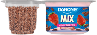 Yogurt de fresa con chocoarroz